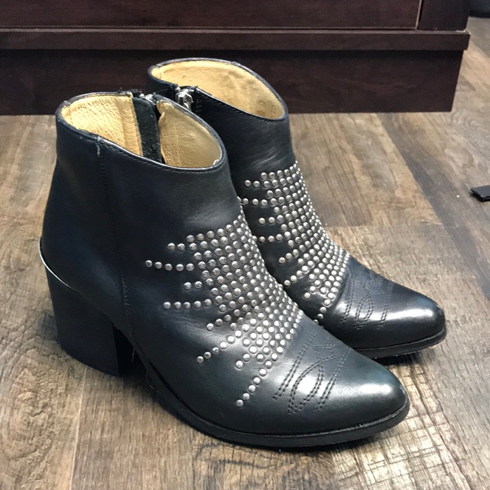 LF Sole Child booties